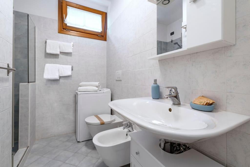 Enjoy Home - Appartamento I Papaveri Padova Exterior foto